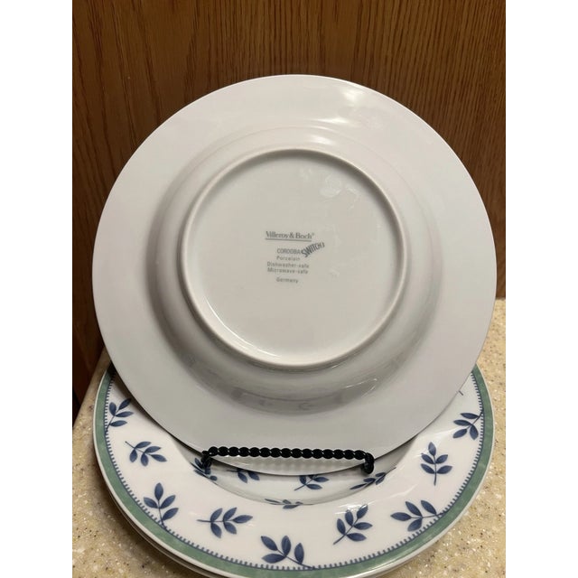 Stylish set of three porcelain soup bowls from the Villeroy & Boch Switch 3 Cordoba collection. These bowls feature the...