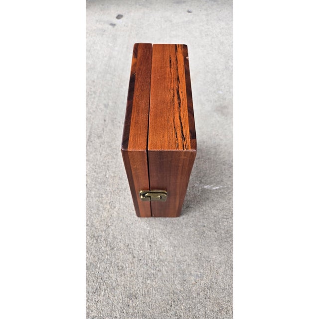 Contemporary 1950s Franklin Templetion Wooden Keepsake Box / Humidor With Engraved Lid For Sale - Image 3 of 12
