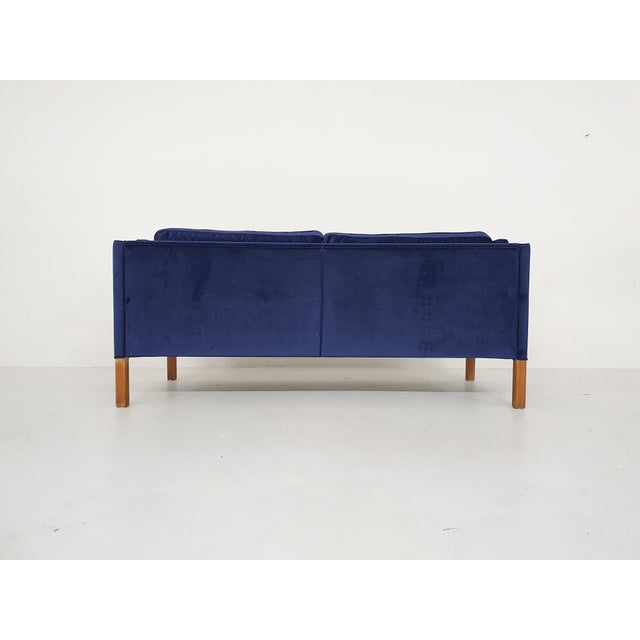1970s Vintage Model 2335 Couch by Borge and Peter Mogensen for Fredericia, Denmark, 1975 For Sale - Image 5 of 18