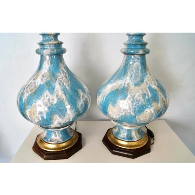 Aldo Londi 1940’s Hollywood Regency Drip Glaze & Gold Leaf Table Lamps - a Pair For Sale - Image 4 of 12