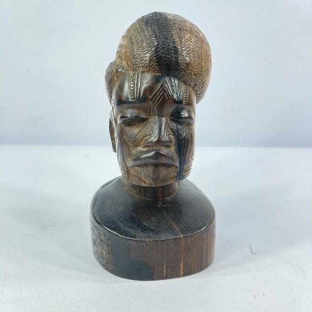 Early 20th Century Makonde Wood Head Tanzania MATTER COLLECTION For Sale In Denver - Image 6 of 6