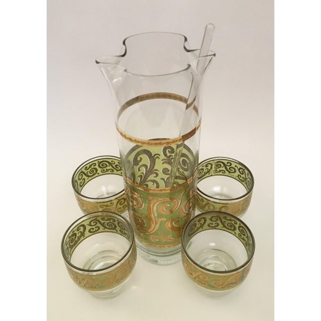 1960s Mid-Century Modern Culver Toledo Martini Set With Four Footed Glasses and Stir Stick- 6 Pieces For Sale - Image 5 of 5