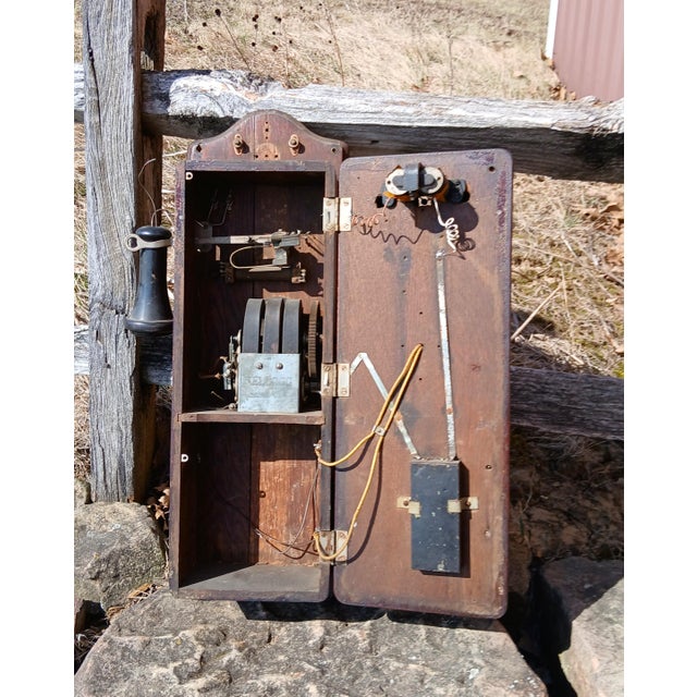 1900 - 1909 Antique Kellogg Quarter Sawn Oak Wall Telephone Hand Crank Chicago Il 1901 For Sale - Image 5 of 12