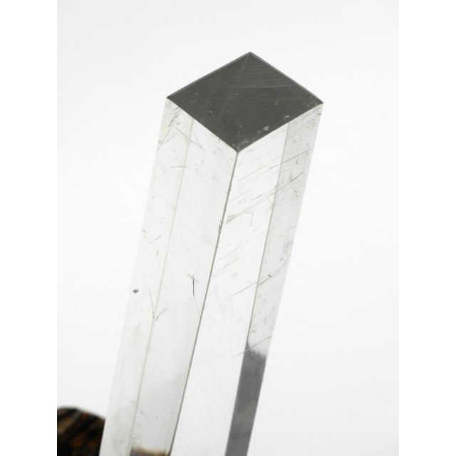 Regency Tree Slice Coffee Table with 3 Acrylic Glass Legs, 1970s For Sale - Image 11 of 18