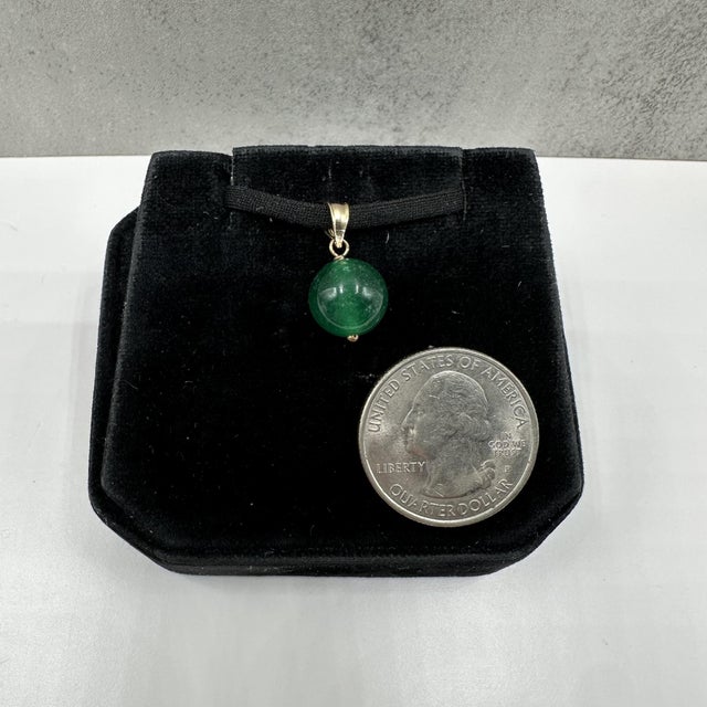 Malachite Pendant in 14kt Yellow Gold – 10mm, 1.5g, New For Sale - Image 4 of 5