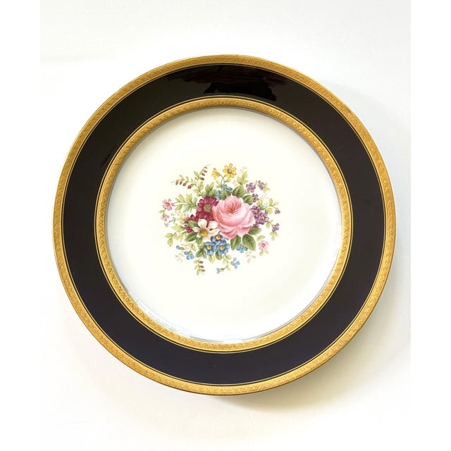 Limoges, France Antique Charles Ahrenfeldt Limoges Cobalt and 24k Gold Porcelain Limoges Dinner Plates - Set of 8 For Sale - Image 4 of 6