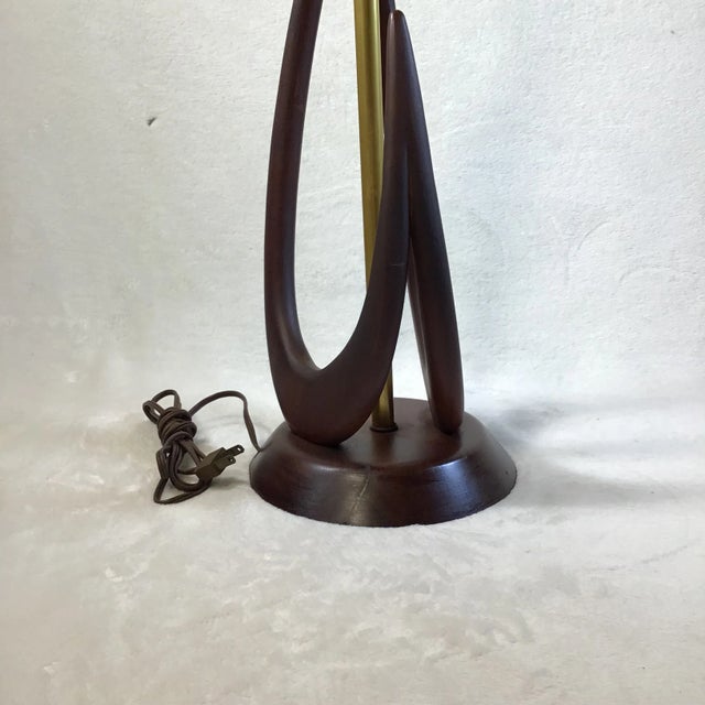 Wood Mid Century Sculptural Walnut Table Lamp Adrian Pearsall Era For Sale - Image 7 of 13
