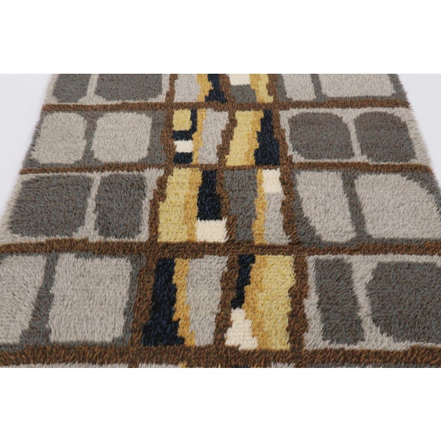 Rug & Kilim Vintage Swedish Rya Rug With Gray and Brown Geometric Grid - Rug & Kilim For Sale - Image 4 of 10