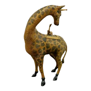 Vintage Woven Chinese Giraffe Asian Style Basket Sculpture