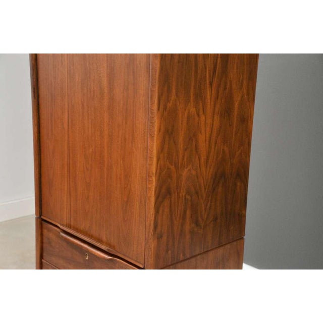 1960s Walnut Tall Armoire Dresser by Barzilay For Sale - Image 10 of 14
