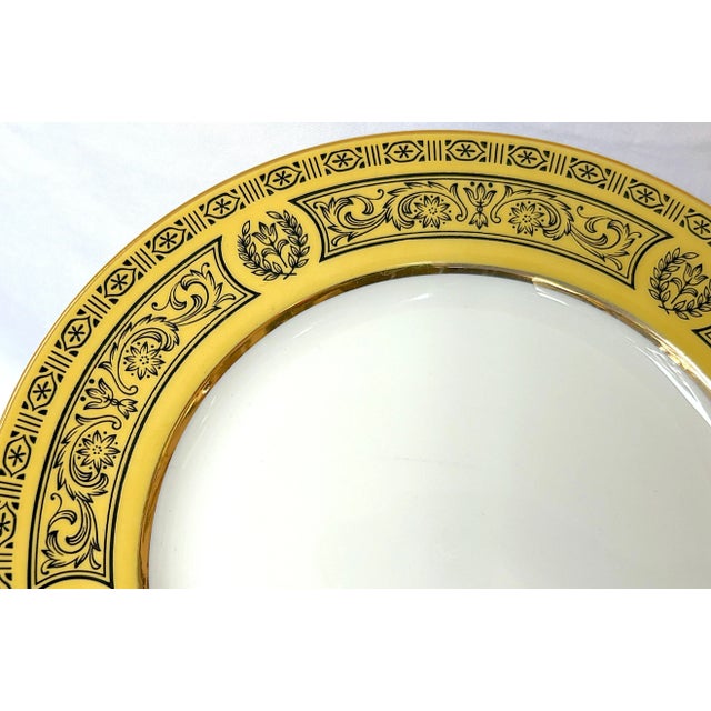 Vintage 'Golden Damask' Fine China Made in Japan- Miscellaneous 21 Piece Set For Sale - Image 15 of 18