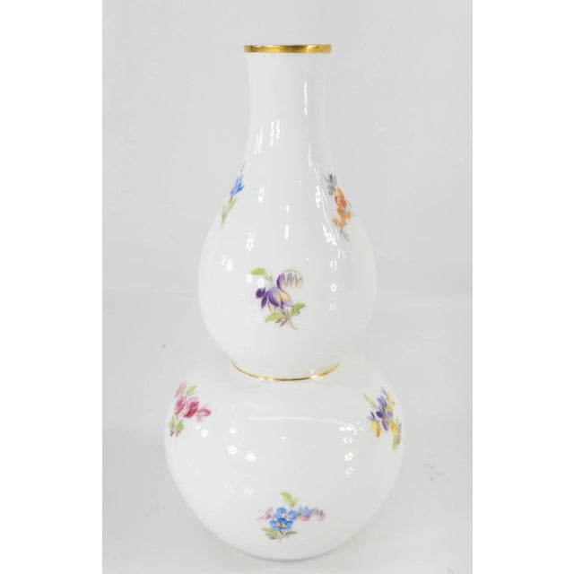 Traditional 19th Century Meissen Porcelain Double Gourd Vase For Sale - Image 3 of 11