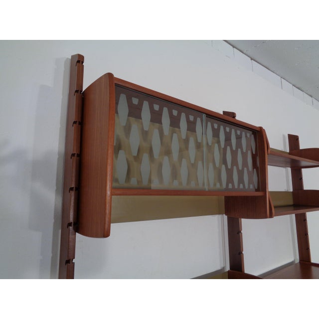 Ergo Teak Wall Shelving Unit by John Texmon Einar Blindheim for Blindheim, Norway, 1950s, Set of 9 For Sale - Image 16 of 18