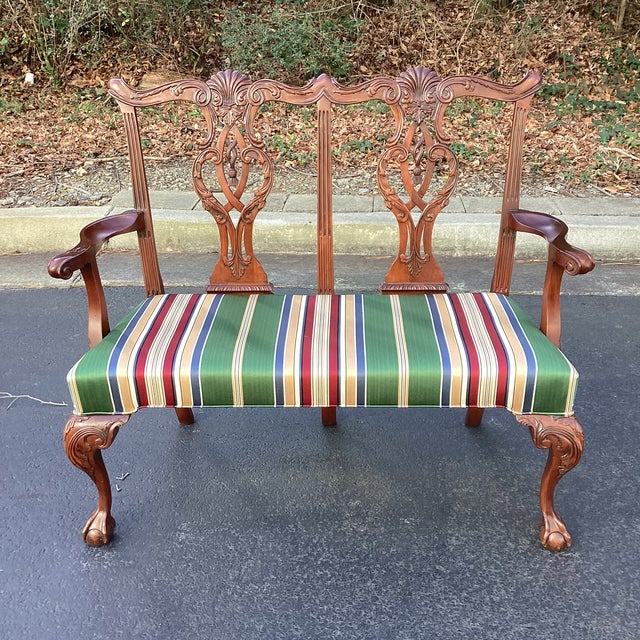 Brown 1990s Hickory Chair "Mount Vernon" Chippendale Style Carved Mahogany Settee For Sale - Image 8 of 8
