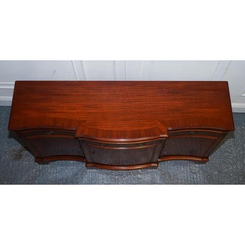 Vintage Serpentine Bow Front Sideboard with Drawers & Cupboard from Wade Furniture For Sale - Image 11 of 18