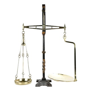 20th Century English Scale in Cast Iron and Brass For Sale