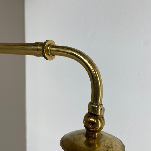 Metal Large Adjustable Brass Wall Light in the style of Stilnovo, Italy, 1950s For Sale - Image 7 of 18