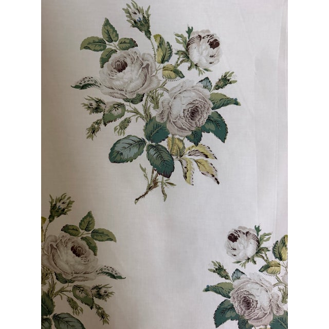 Schumacher 179630 Loudon Rose Ivory Cotton Chintz Fabric 4 Yards Schumacher 179630 Loudon Rose Ivory Cotton Chintz Fabric...