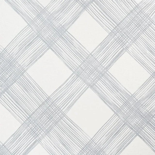 Porter Teleo takes a traditional trellis pattern and brings it into the 21st century by blowing up the scale and imbuing...