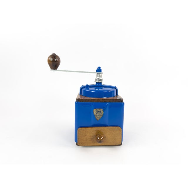 Vintage French Peugeot Frères Coffee Grinder in Cobalt Blue – Mid-20th Century For Sale - Image 9 of 13