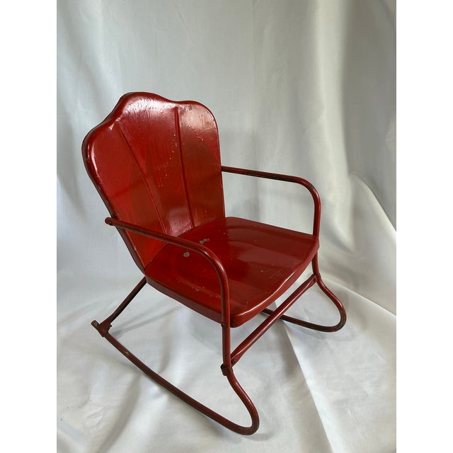 John Gordon Rideout Rare Vintage John Gordon Rideout Red Clamshell Metal Child's Chair For Sale - Image 4 of 11