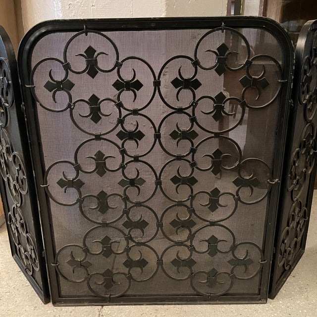Mid 20th Century Mid 20th Century Hollywood Regency Scrolled Iron and Mesh Trifold Fireplace Screen For Sale - Image 5 of 10