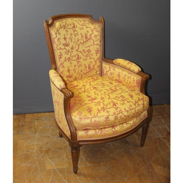 Louis XVI Walnut Bergère Armchairs, Late 18th Century, Set of 2 For Sale - Image 10 of 13