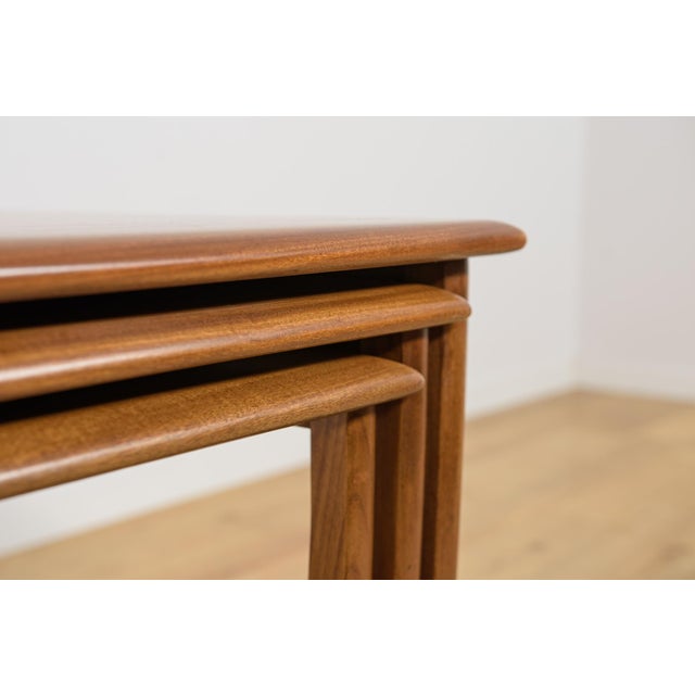 Mid-Century Nesting Tables by Victor Wilkins for G-Plan, United Kingdom, 1960s, Set of 3 For Sale - Image 16 of 18
