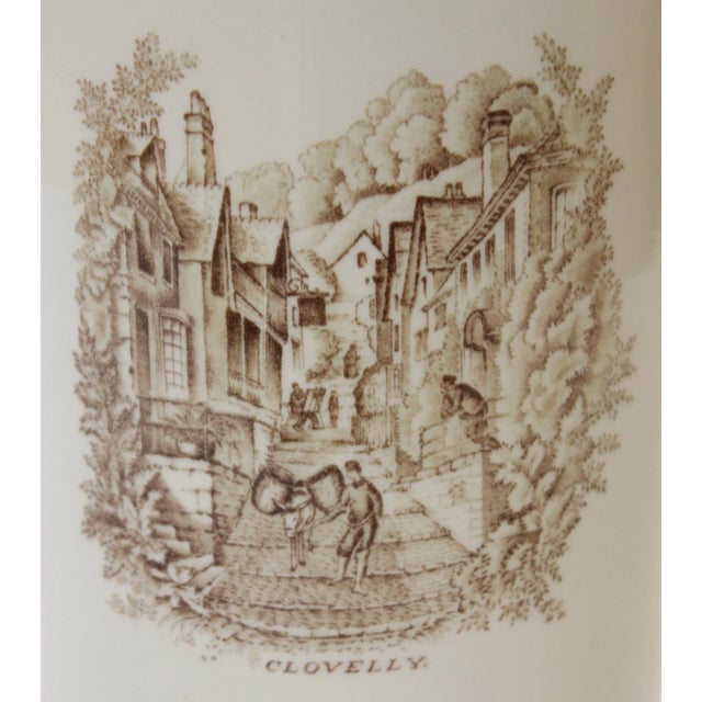 Rex Whistler Wedgwood Porcelain Vase For Sale - Image 5 of 6