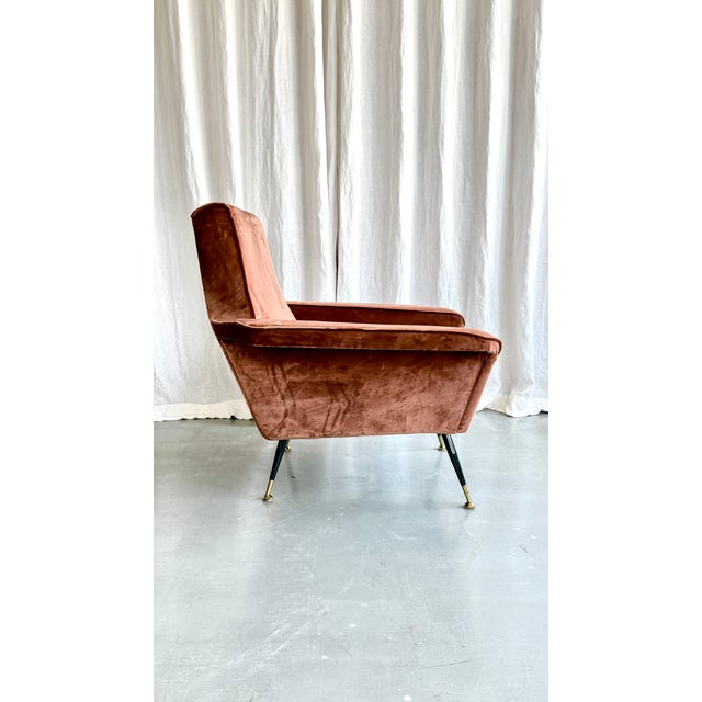 Arflex Mid-Century Modern Velvet Lounge Chair by Marco Zanuso for Arflex, Italy, 1950s For Sale - Image 4 of 15