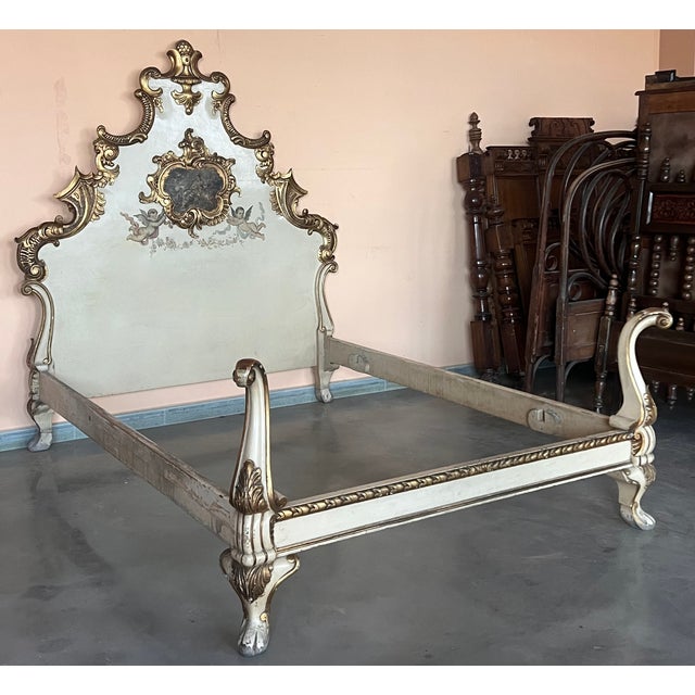 1900 - 1909 20th French Antique White and Giltwood Queen Bed With Original Painting For Sale - Image 5 of 12