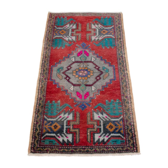1970s 1970s Hand Knotted Small Oushak Rug Faded Mini Rug Mat - 1'8" X 3'2" For Sale - Image 5 of 13