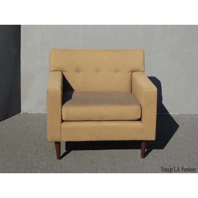 Vintage Reproduction Dunbar Brown Accent Chair w Down Feather Cushion Gorgeous Chair in Good Vintage Condition. Solid and...