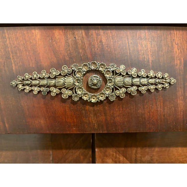 19th Century Empire-Style Display Case, Return From Egypt, 19th Century For Sale - Image 5 of 6