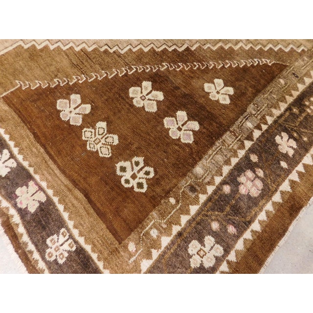 Turkish Hand Knotted Vintage Turkish Oushak Rug in Natural Tone, 7'6"x 10'6" For Sale - Image 3 of 12