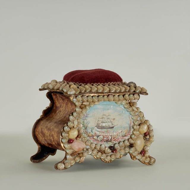 English Pair of Antique British Colonial Sailor Valentine Boxes For Sale - Image 3 of 15