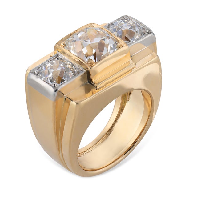 Mid 20th Century Retro French Gia 2.28 Carat Old Mine Cut Diamond 18k Yellow Gold Tank Ring, Size 4 For Sale In Los Angeles - Image 6 of 6