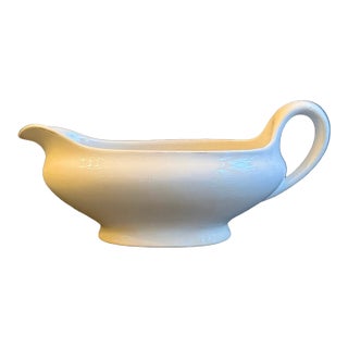1960s Mid-Century Modern Crooksville China Company White Gravy Boat For Sale