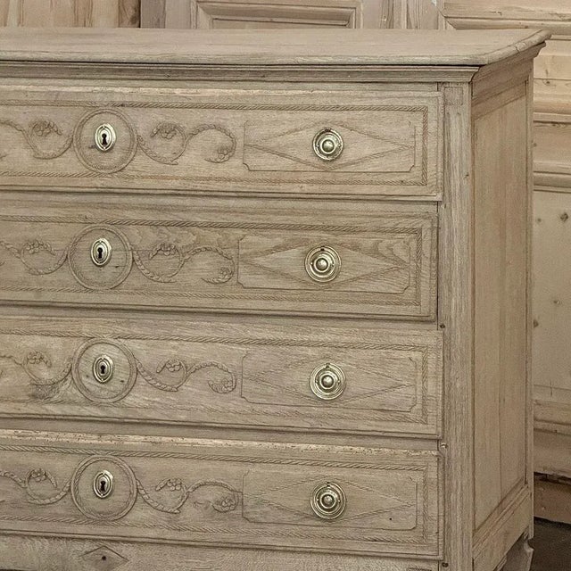 18th Century Liègeois Louis XVI Period Stripped Oak Commode For Sale - Image 9 of 18