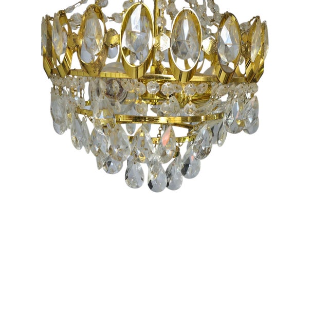 Mid-Century Modern Mid-Century Modern Gilded Brass Crown Chandelier with Faceted Crystal Teardrop Crystals in the style of Palwa, Germany, 1960-1970 For Sale - Image 3 of 9