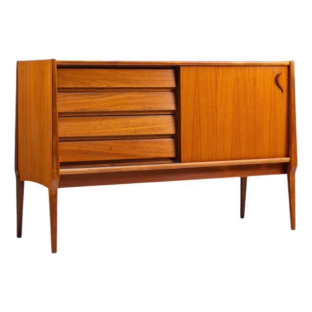 Small Sideboard in Walnut from Bosteels, Belgium, 1960 For Sale