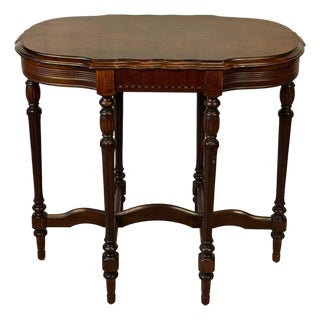 Vintage Traditional Victorian Mahogany Inlaid Scalloped Side Table For Sale