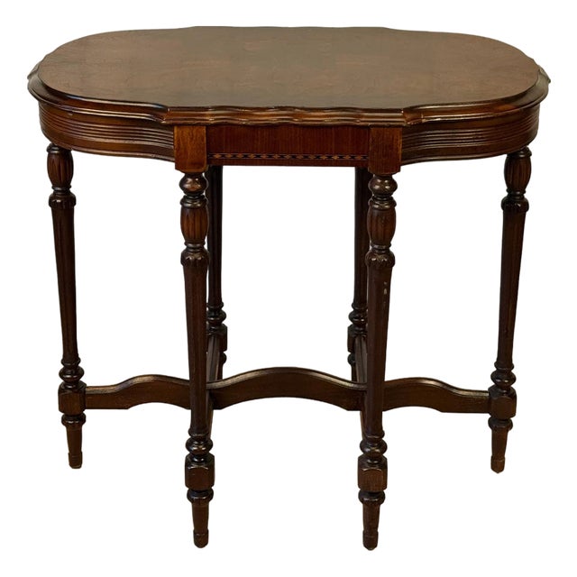 Vintage Traditional Victorian Mahogany Inlaid Scalloped Side Table For Sale