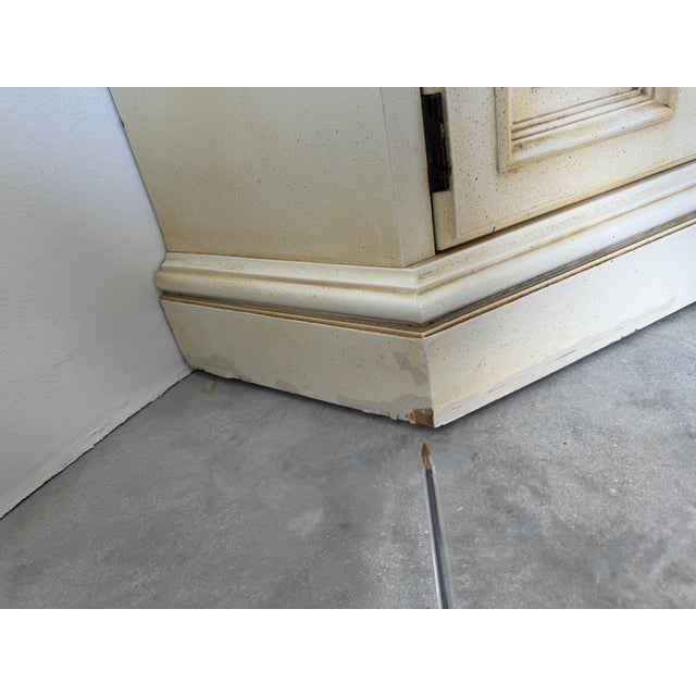 Mid Century Drexel Esperanto Buffet Credenza With Geometric Paneled Doors For Sale - Image 17 of 17