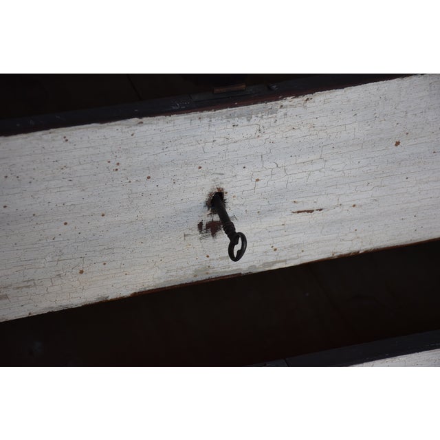 19th Century Swedish Gustavian Chest of Drawers For Sale In Houston - Image 6 of 7