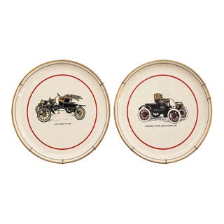 Vintage Hyalyn Porcelain Detroit Automobile Wall Plates, Pair For Sale