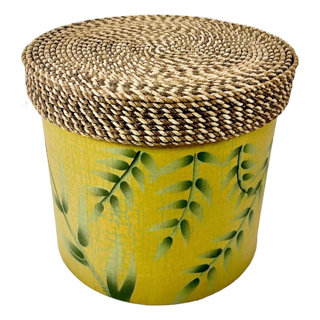 1990s Vintage Coastal Boho Chic Wicker Lidded Bamboo Leaf Motif Storage Box, Medium For Sale