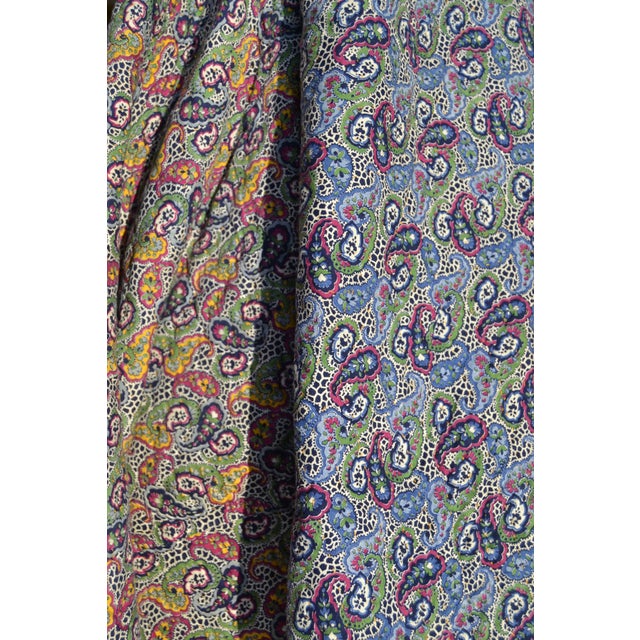 Textile Early 20th Century Double-Sided Quilted Irish Coverlet For Sale - Image 7 of 8