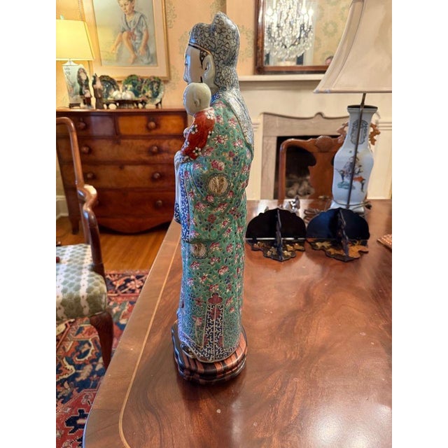 1920s Pair of Antique Chinese Famille Rose Style Figurines For Sale - Image 5 of 8