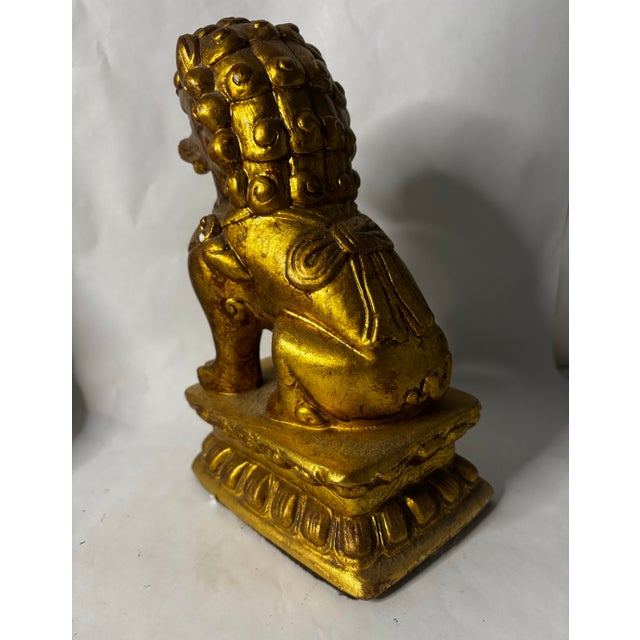Early 20th Century Chinese Gilt Buddhist Guardian Lion on Lotus Base For Sale - Image 10 of 11